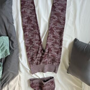 Gymshark Red Camouflage Leggings with sports bra